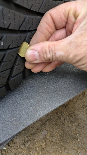 Гуми с джанти Yokohama 205/55R16, снимка 7 - Гуми и джанти - 53038831