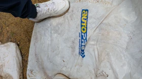 Гуми с джанти Yokohama 205/55R16, снимка 8 - Гуми и джанти - 53038831