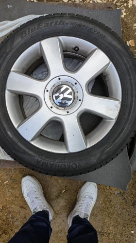 Гуми с джанти Yokohama 205/55R16, снимка 6 - Гуми и джанти - 53038831