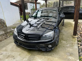 Mercedes-Benz C 63 AMG, снимка 3