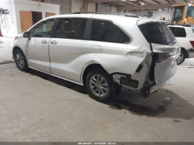 Toyota Sienna 2.5l Xle, снимка 3