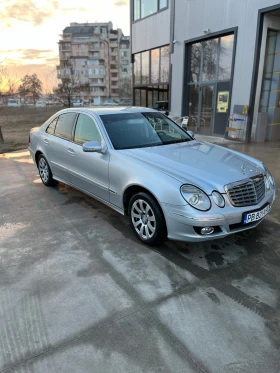 Mercedes-Benz E 320, снимка 9