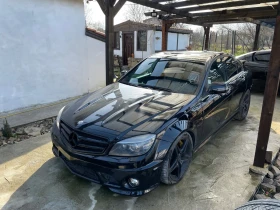 Mercedes-Benz C 63 AMG 
