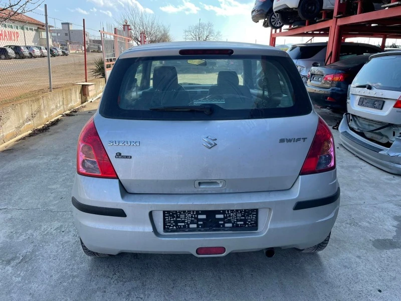 Suzuki Swift 1.3, снимка 2 - Автомобили и джипове - 39906244