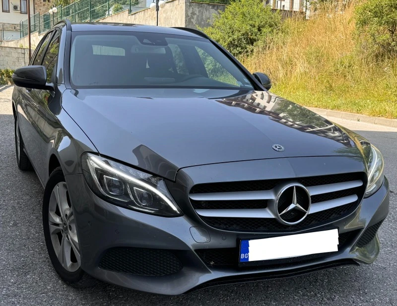 Mercedes-Benz C 220 4Matic, снимка 3 - Автомобили и джипове - 46427351