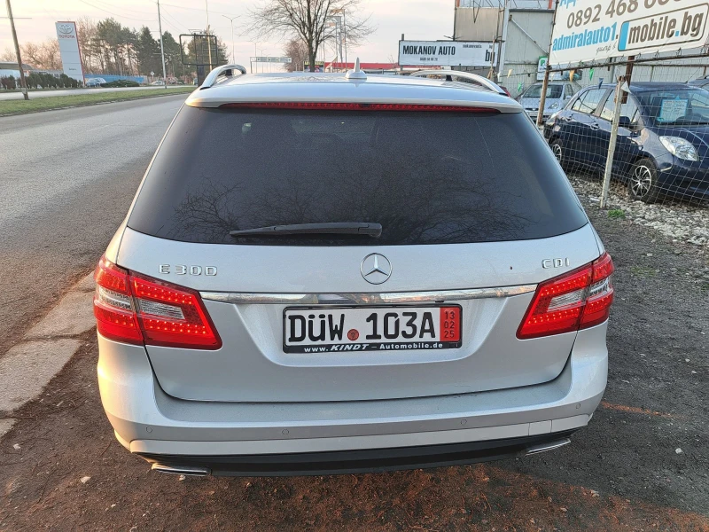 Mercedes-Benz E 300 3.0-231k.c Elegance , снимка 4 - Автомобили и джипове - 48725601