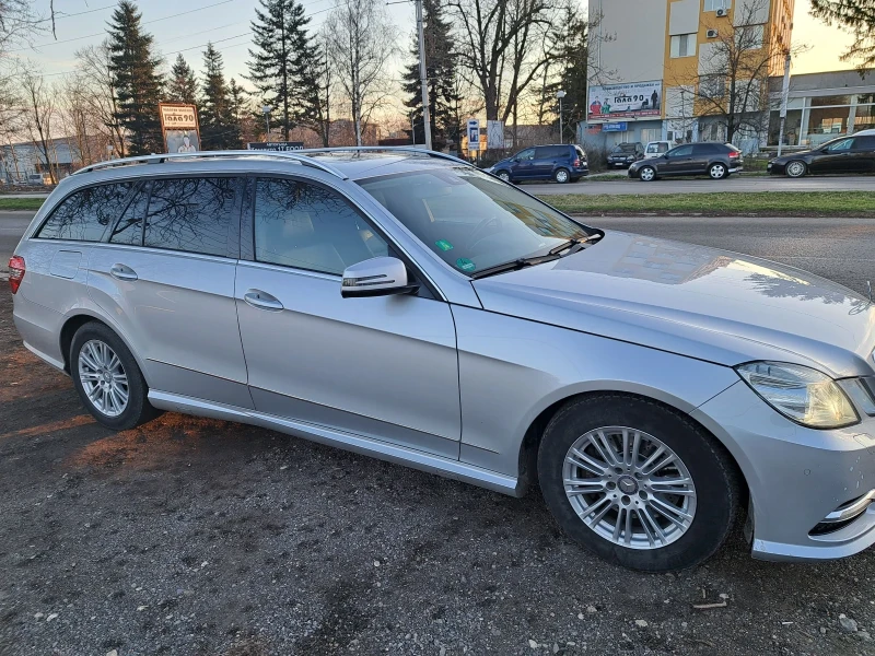 Mercedes-Benz E 300 3.0-231k.c Elegance , снимка 3 - Автомобили и джипове - 48725601