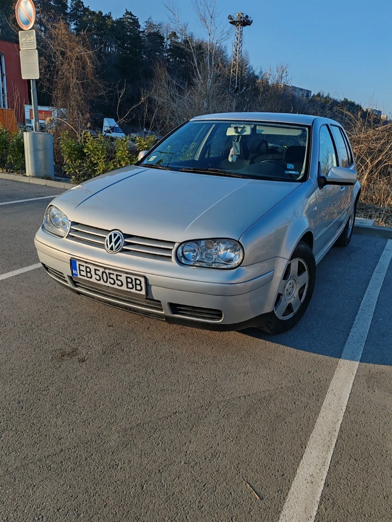 VW Golf, снимка 3 - Автомобили и джипове - 49144591