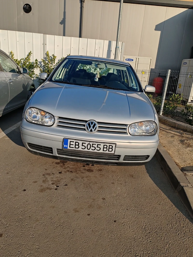 VW Golf, снимка 5 - Автомобили и джипове - 49144591