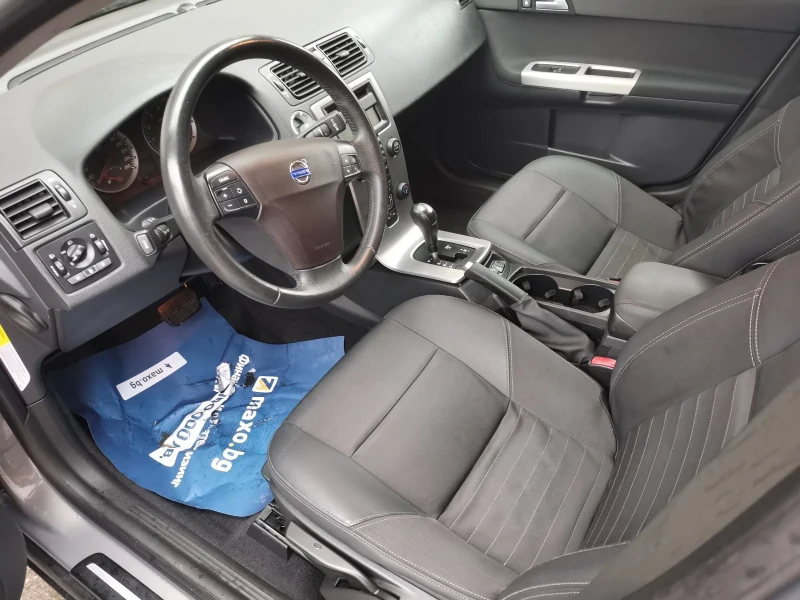 Volvo S40 2.4 Swiss , снимка 10 - Автомобили и джипове - 51204536