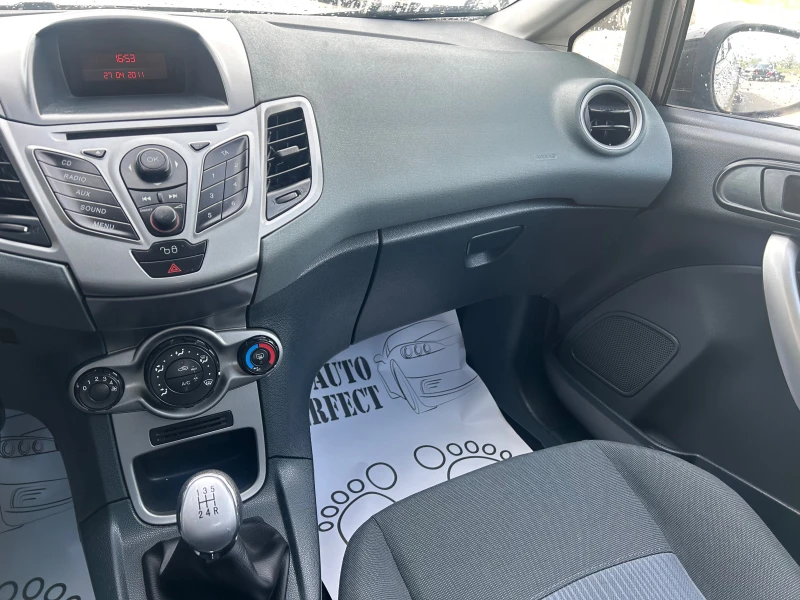 Ford Fiesta 1, 2 I , снимка 12 - Автомобили и джипове - 50209741