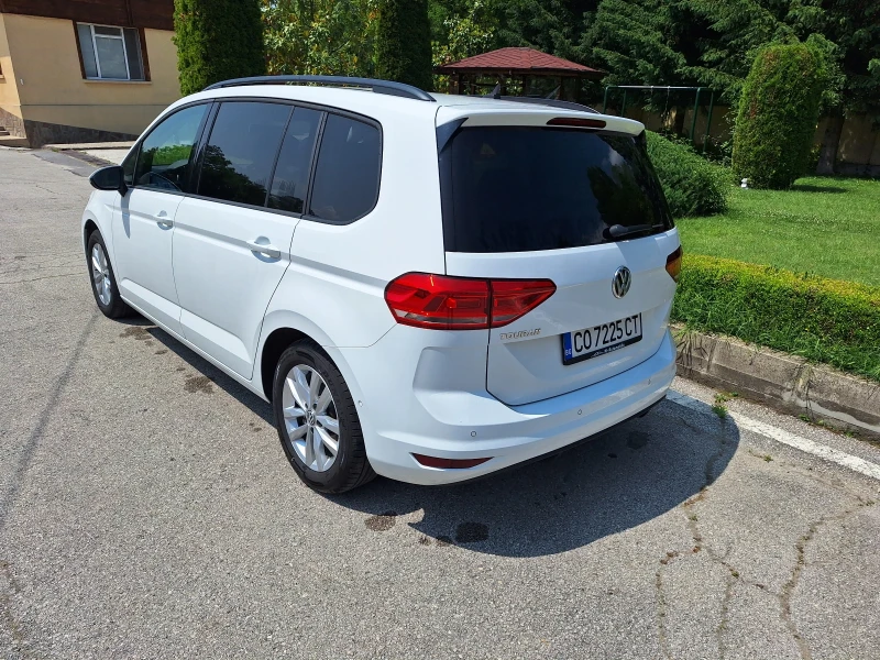 VW Touran, снимка 2 - Автомобили и джипове - 52596429