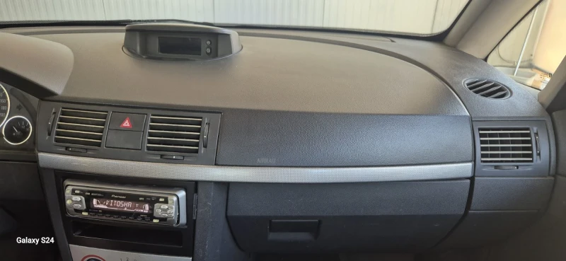 Opel Meriva 1.7CDTI, снимка 12 - Автомобили и джипове - 51542435