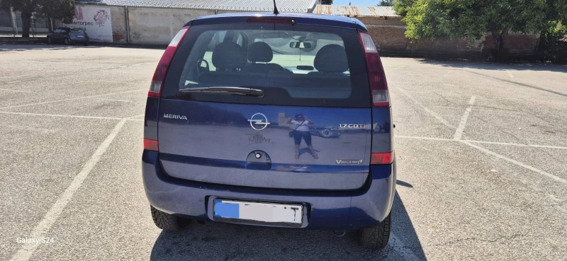 Opel Meriva 1.7CDTI, снимка 8 - Автомобили и джипове - 51542435