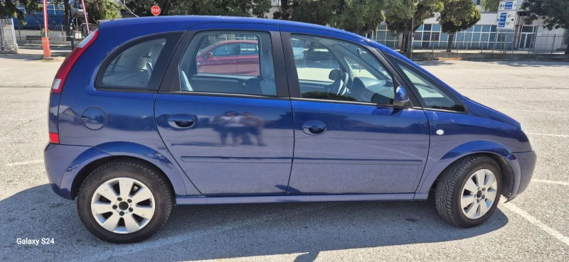 Opel Meriva 1.7CDTI, снимка 3 - Автомобили и джипове - 51542435