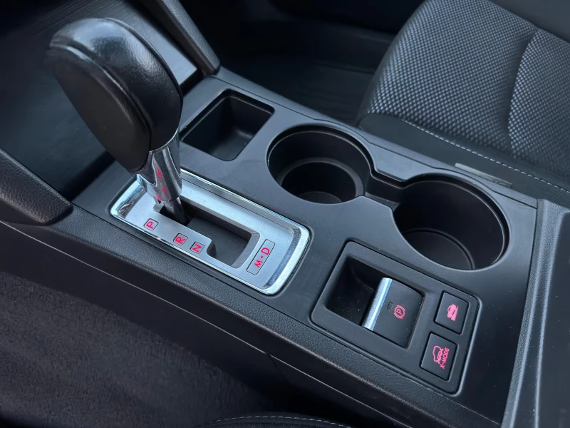 Subaru Outback 2.5 ГАЗ 150 000км Сер.История, снимка 12 - Автомобили и джипове - 51673585