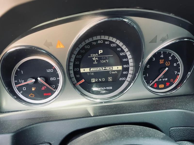 Mercedes-Benz C 63 AMG, снимка 8 - Автомобили и джипове - 52029360