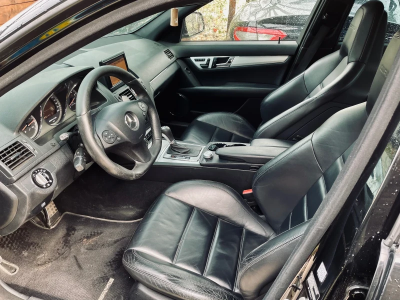 Mercedes-Benz C 63 AMG, снимка 6 - Автомобили и джипове - 52029360