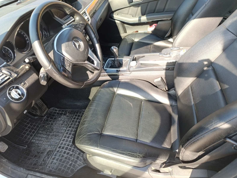 Mercedes-Benz E 220 РЪЧНА, снимка 7 - Автомобили и джипове - 52285758