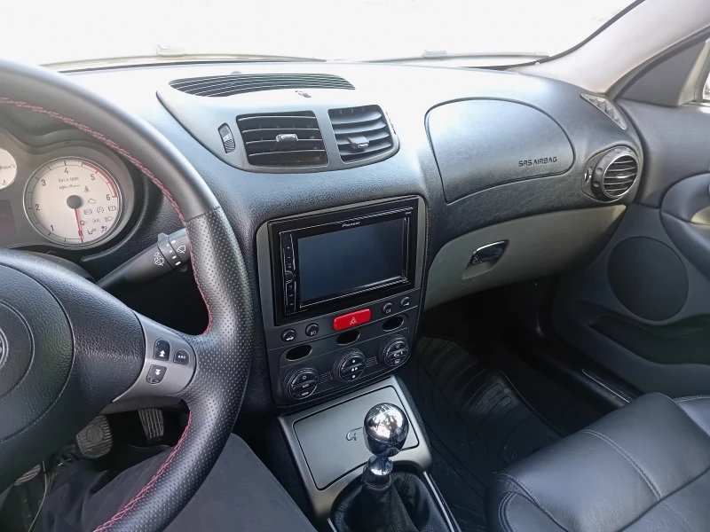 Alfa Romeo Gt, снимка 12 - Автомобили и джипове - 52505774