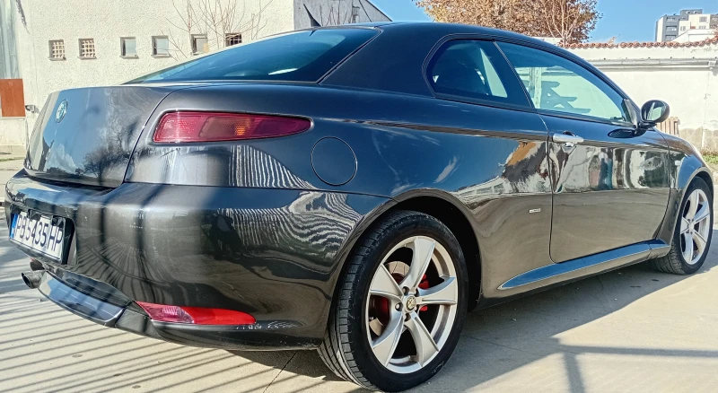 Alfa Romeo Gt, снимка 9 - Автомобили и джипове - 52505774