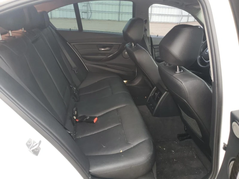 BMW 335 XDRIVE* HARMAN/KARDON* КАМЕРА* ПОДГРЕВ, снимка 10 - Автомобили и джипове - 52553524