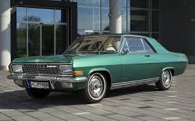 Opel Diplomat, снимка 1 - Автомобили и джипове - 48276091