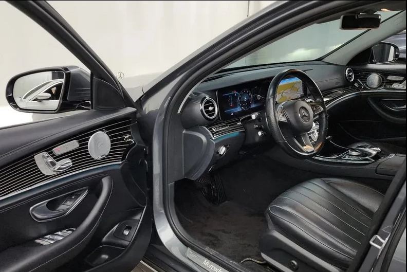 Mercedes-Benz E 400 EXCLUSIVE/ОБДУХВ./333HP/4M/ACC/PANO/360/244hMC, снимка 10 - Автомобили и джипове - 54741818