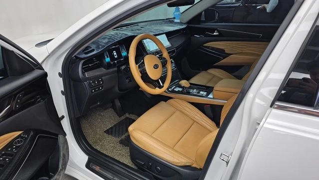 Kia K7 GDI * DISTRONIC * ОБДУХВАНЕ * 360 * HEAD UP * , снимка 8 - Автомобили и джипове - 55473269
