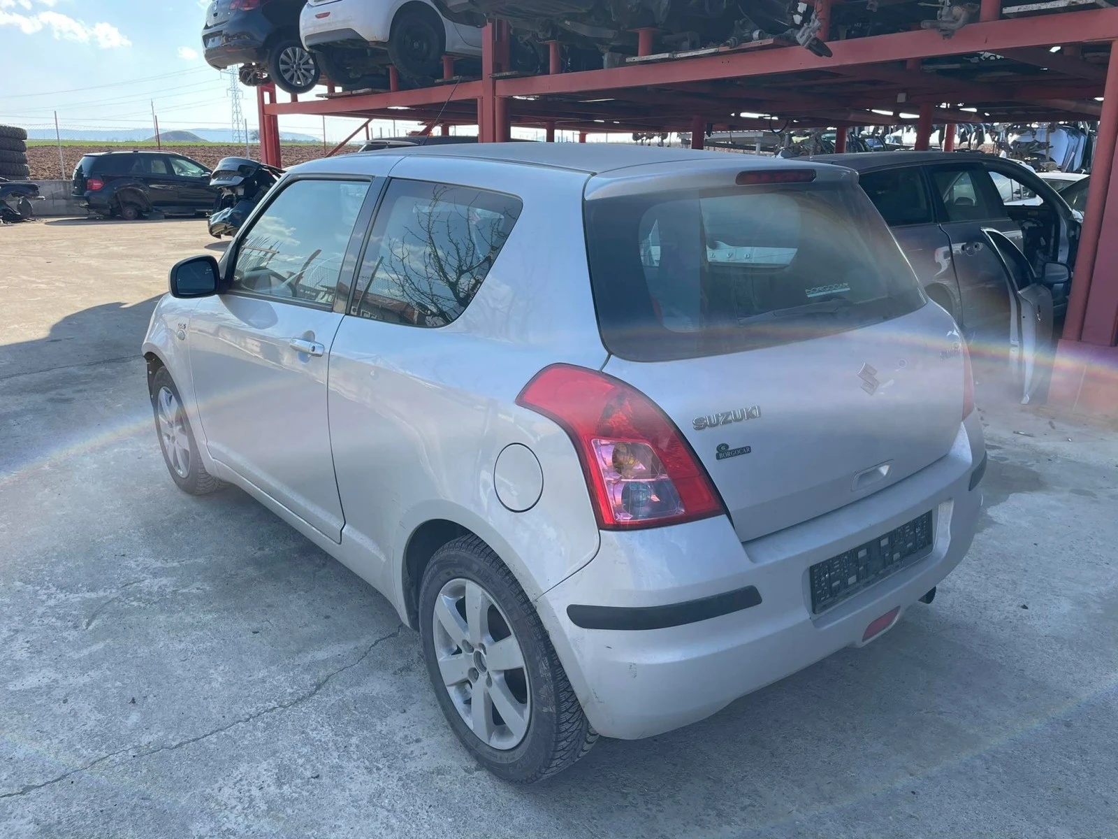 Suzuki Swift 1.3 - изображение 3