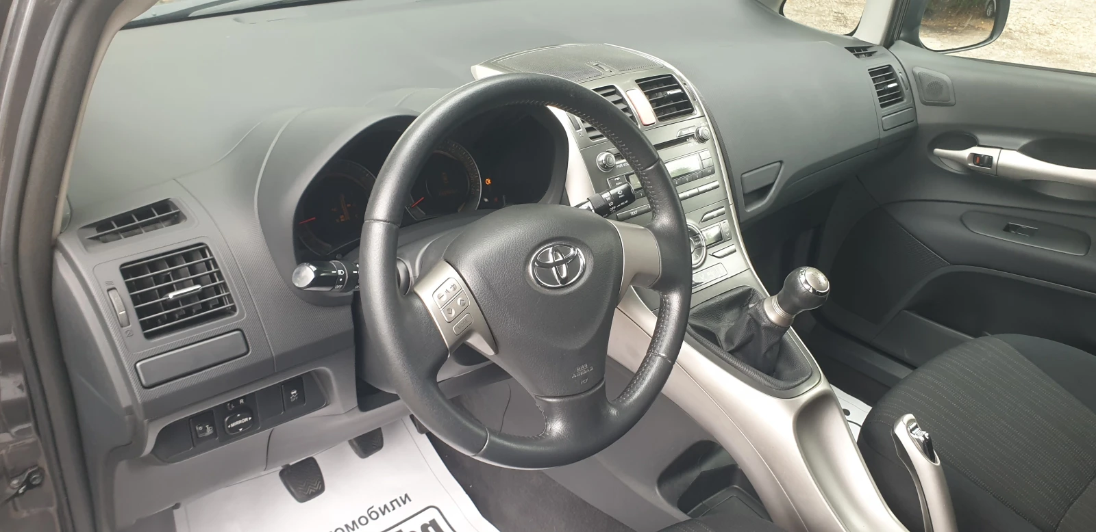 Toyota Auris 1.6 VVT-i 124k.c. БЕЗ ЗАБЕЛЕЖКИ  - изображение 10