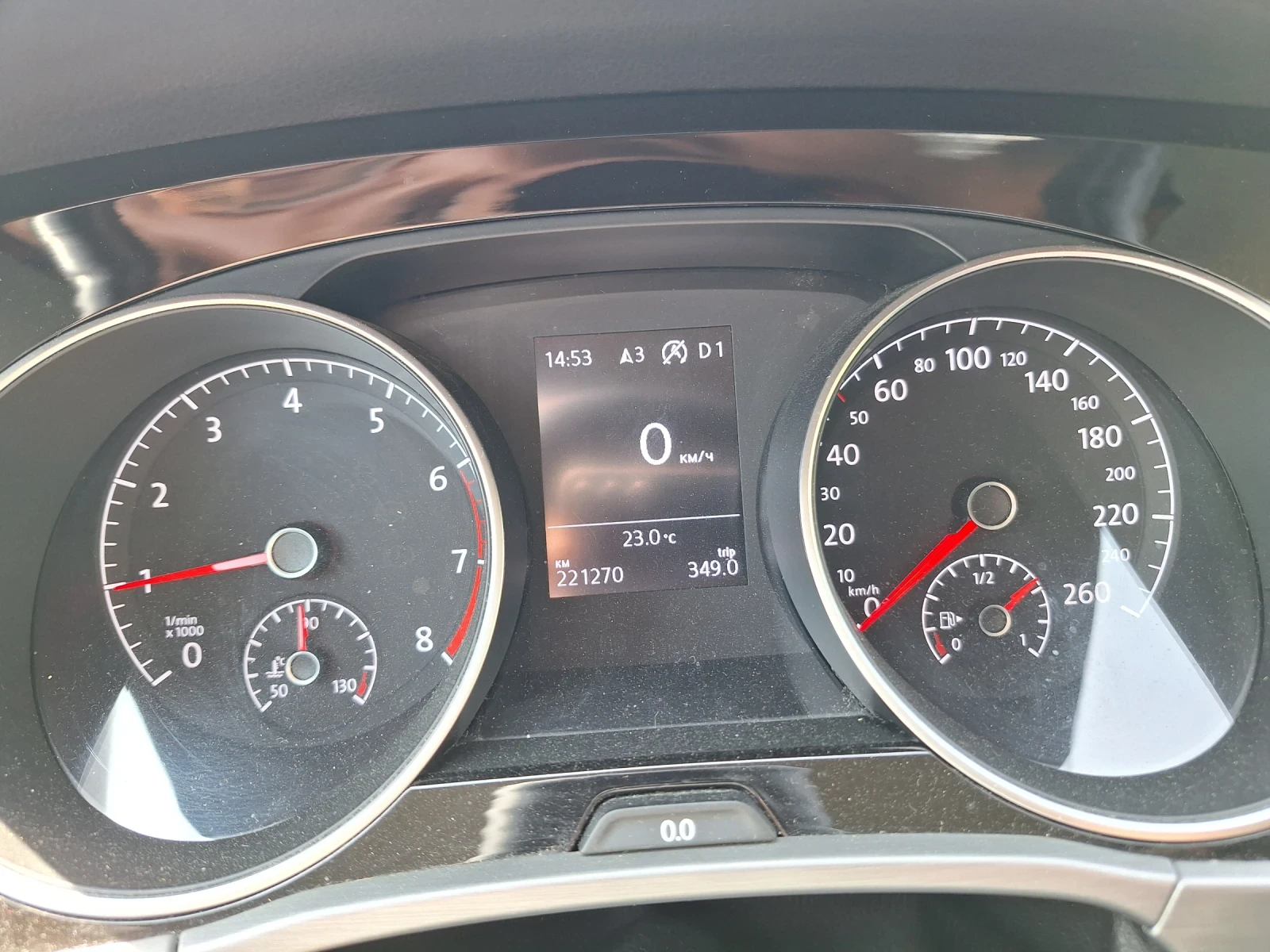 VW Touran  - изображение 10