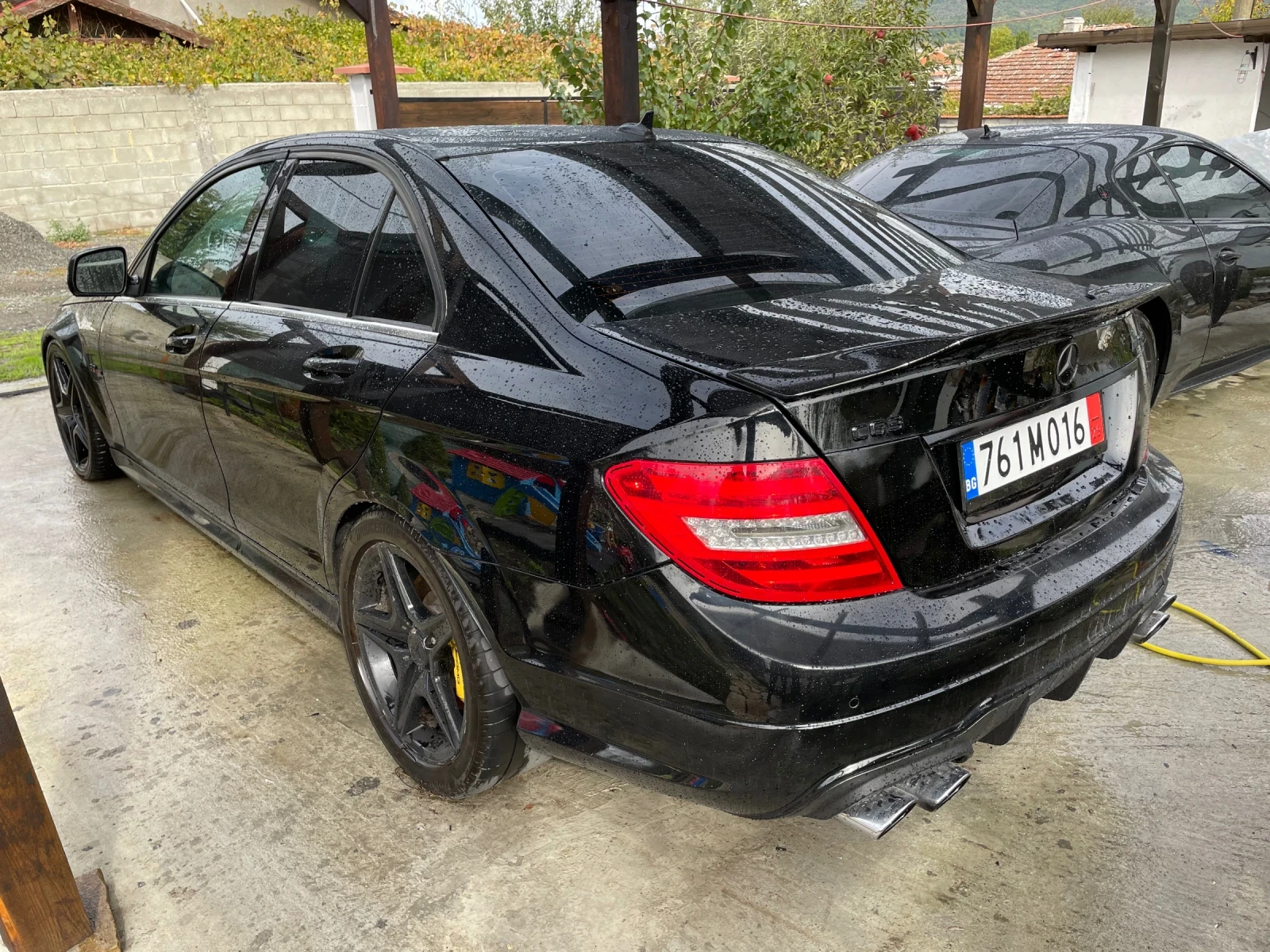 Mercedes-Benz C 63 AMG  - изображение 6