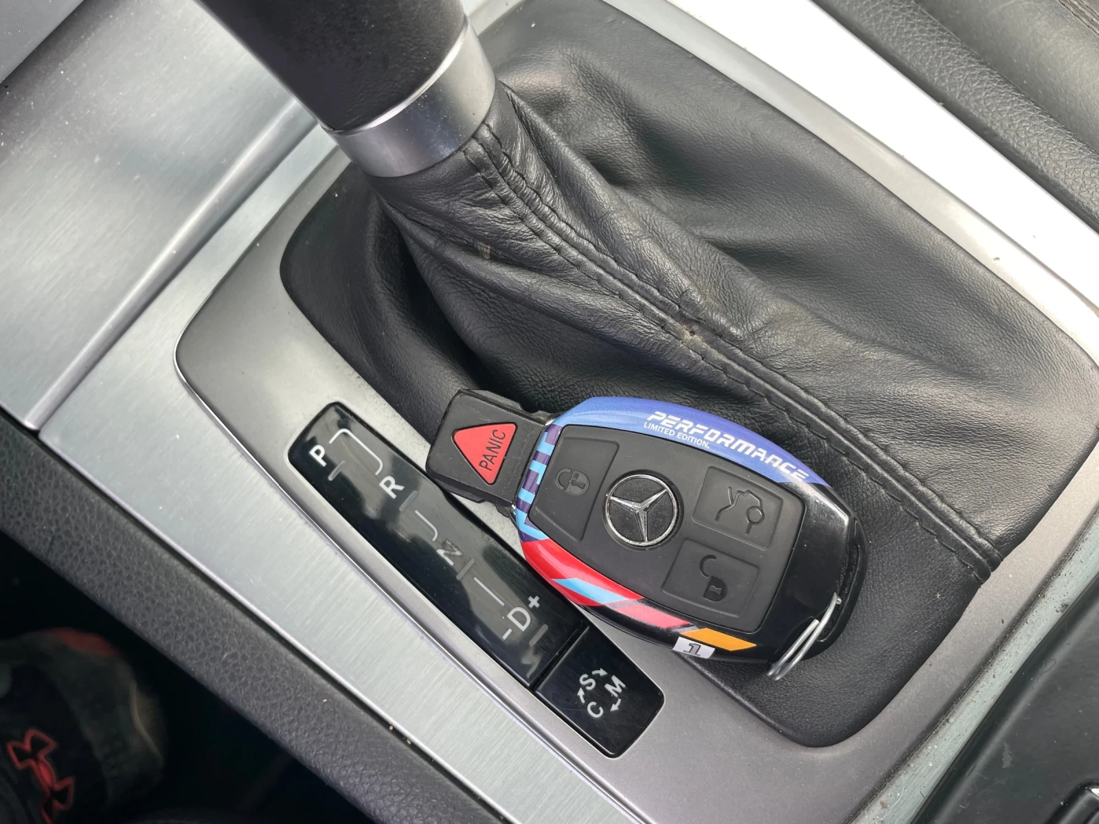 Mercedes-Benz C 63 AMG, снимка 14 - Автомобили и джипове - 52029360