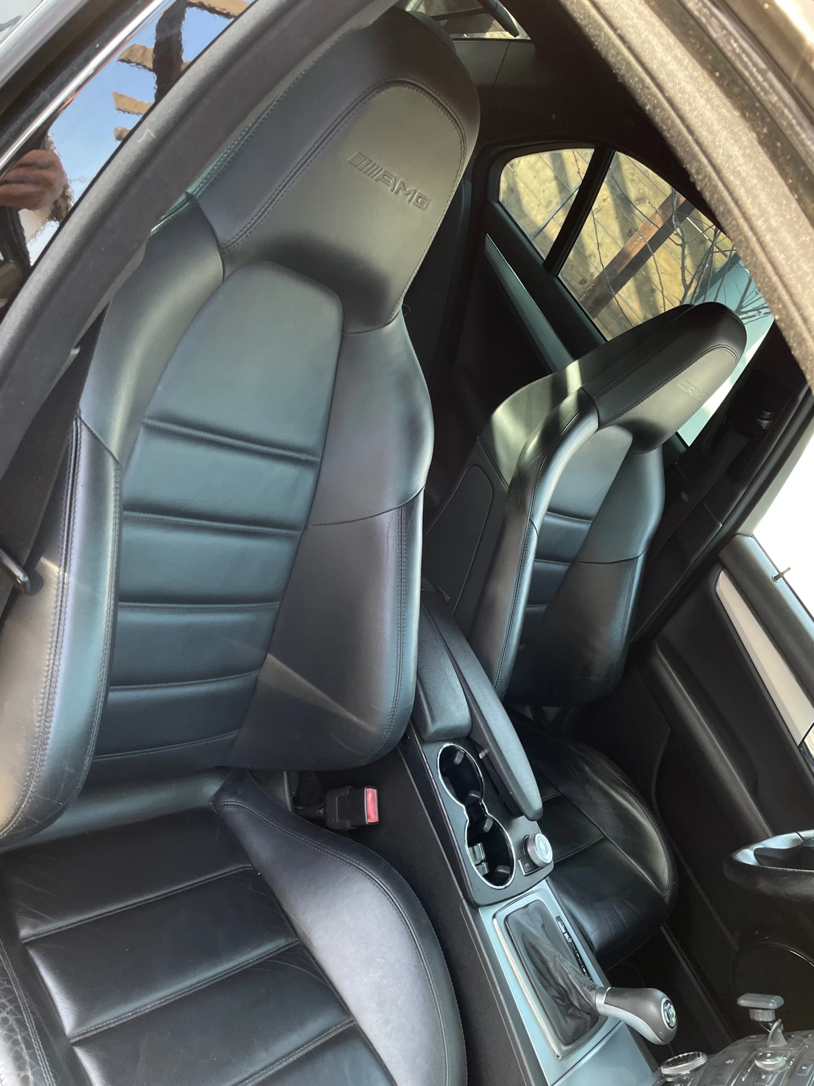 Mercedes-Benz C 63 AMG, снимка 10 - Автомобили и джипове - 52029360