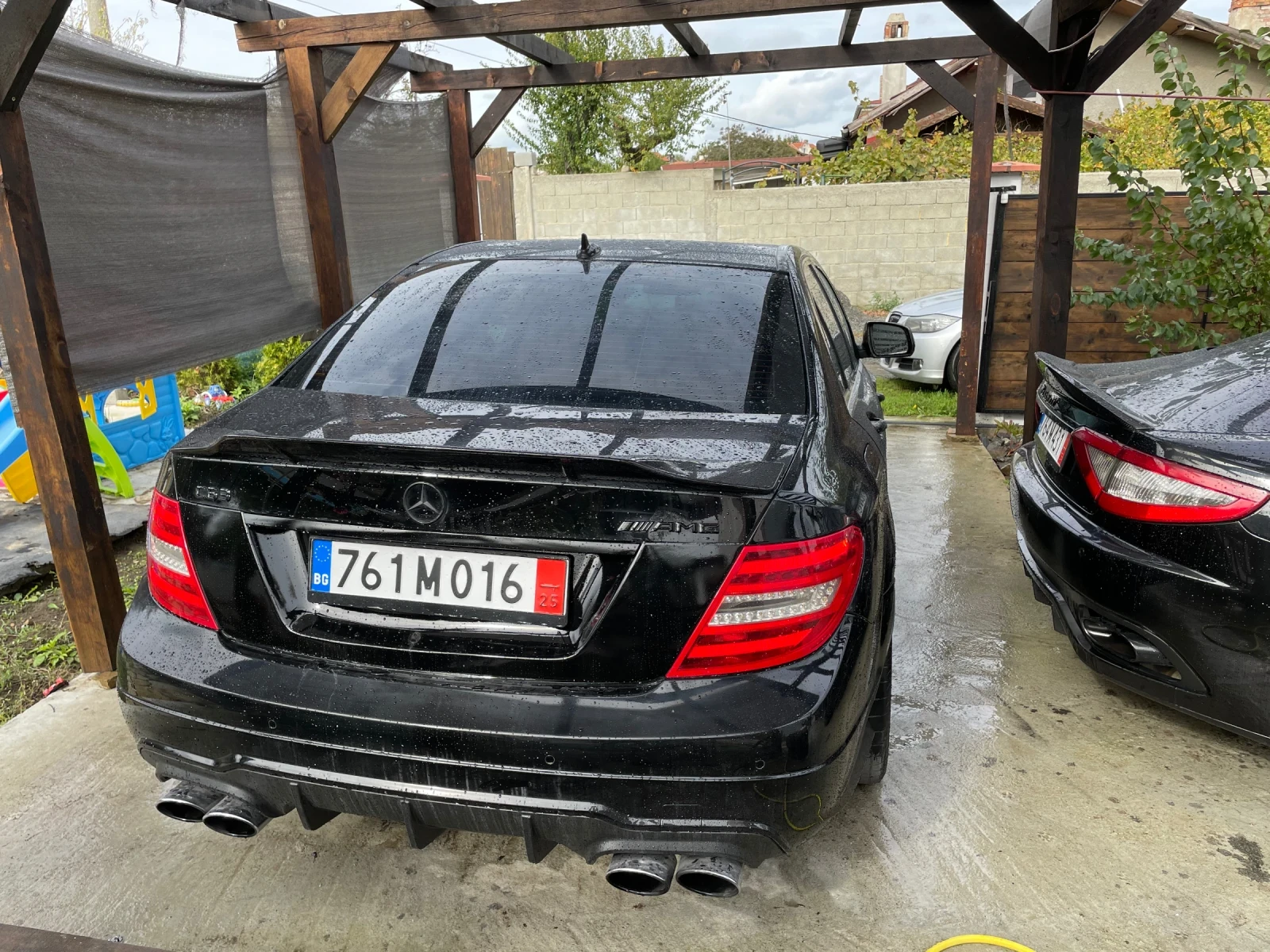 Mercedes-Benz C 63 AMG  - изображение 7