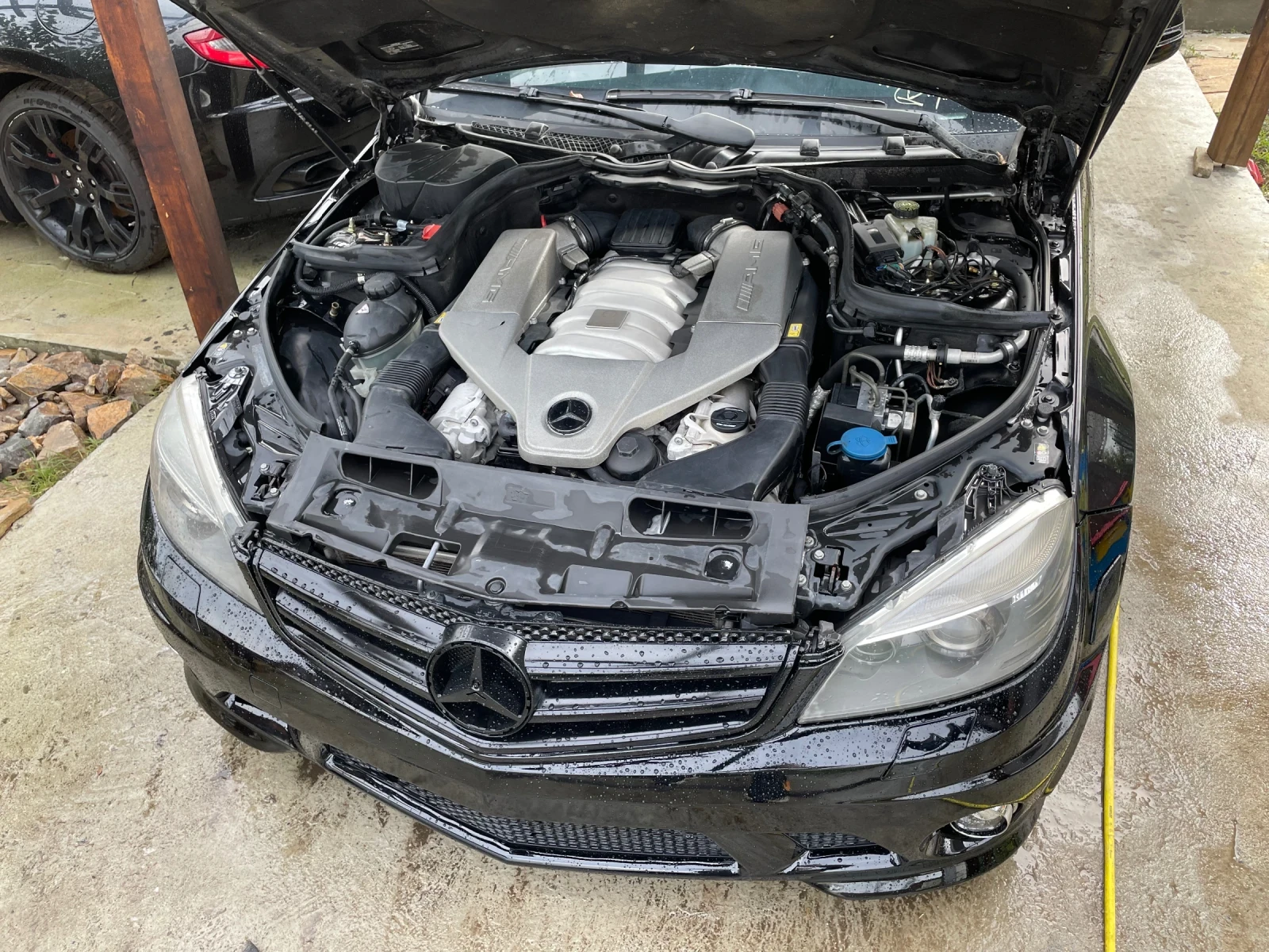 Mercedes-Benz C 63 AMG  - изображение 4