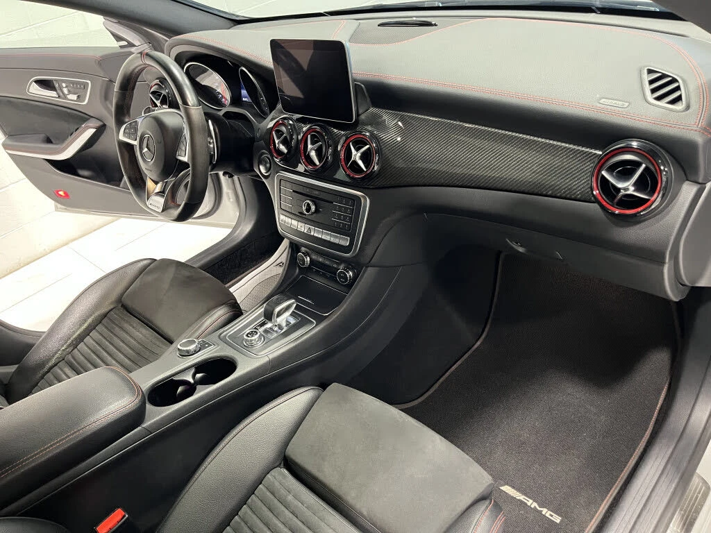 Mercedes-Benz CLA 45 AMG * АВТО КРЕДИТ* ЦЕНА ДО БГ * Сервизна история *  - изображение 9