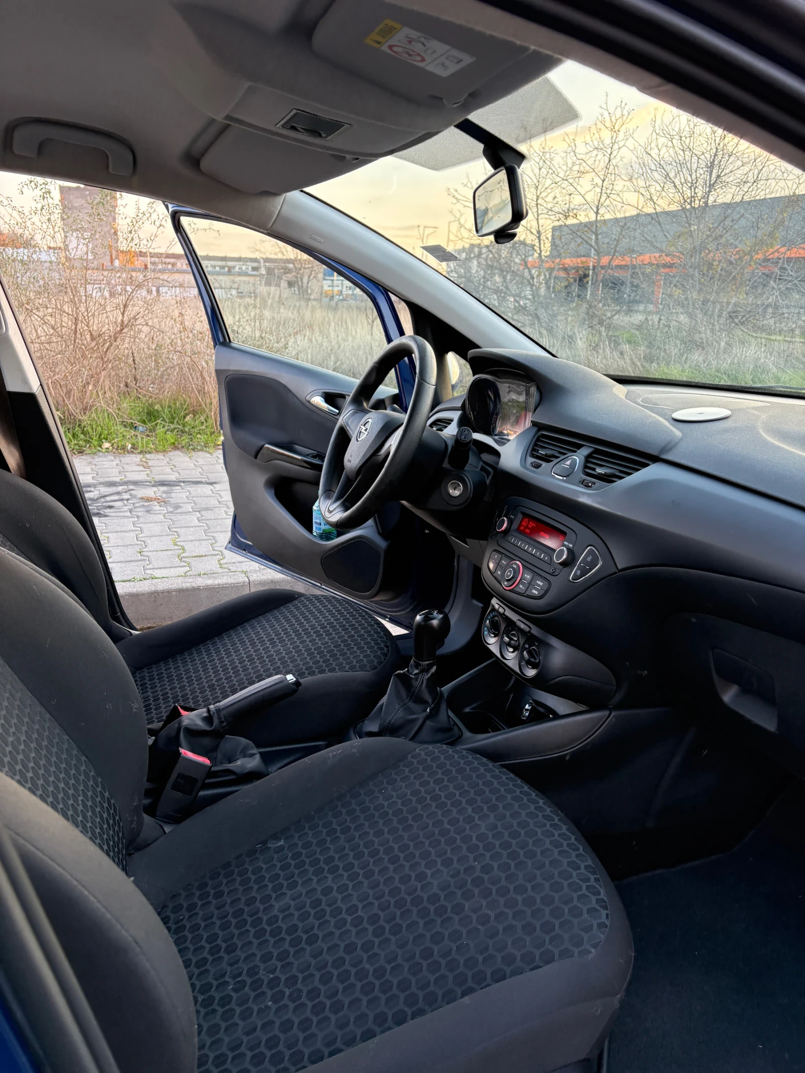 Opel Corsa 1.2 - изображение 9