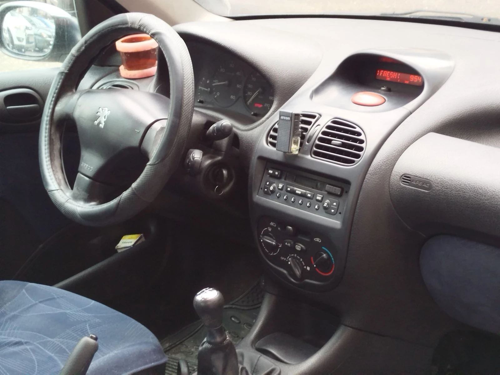 Peugeot 206 HDI, снимка 8 - Автомобили и джипове - 54091485