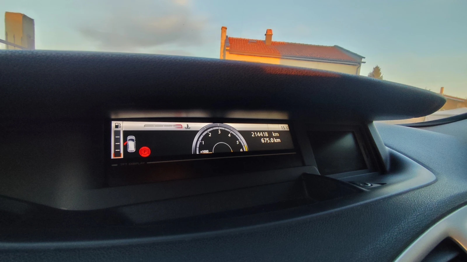 Renault Grand scenic 1.5 dci 110кс, снимка 7 - Автомобили и джипове - 54115518