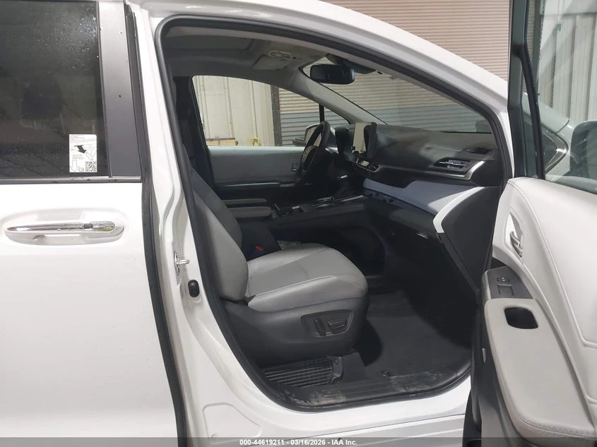 Toyota Sienna 2.5l Xle | Mobile.bg � ����������� 5