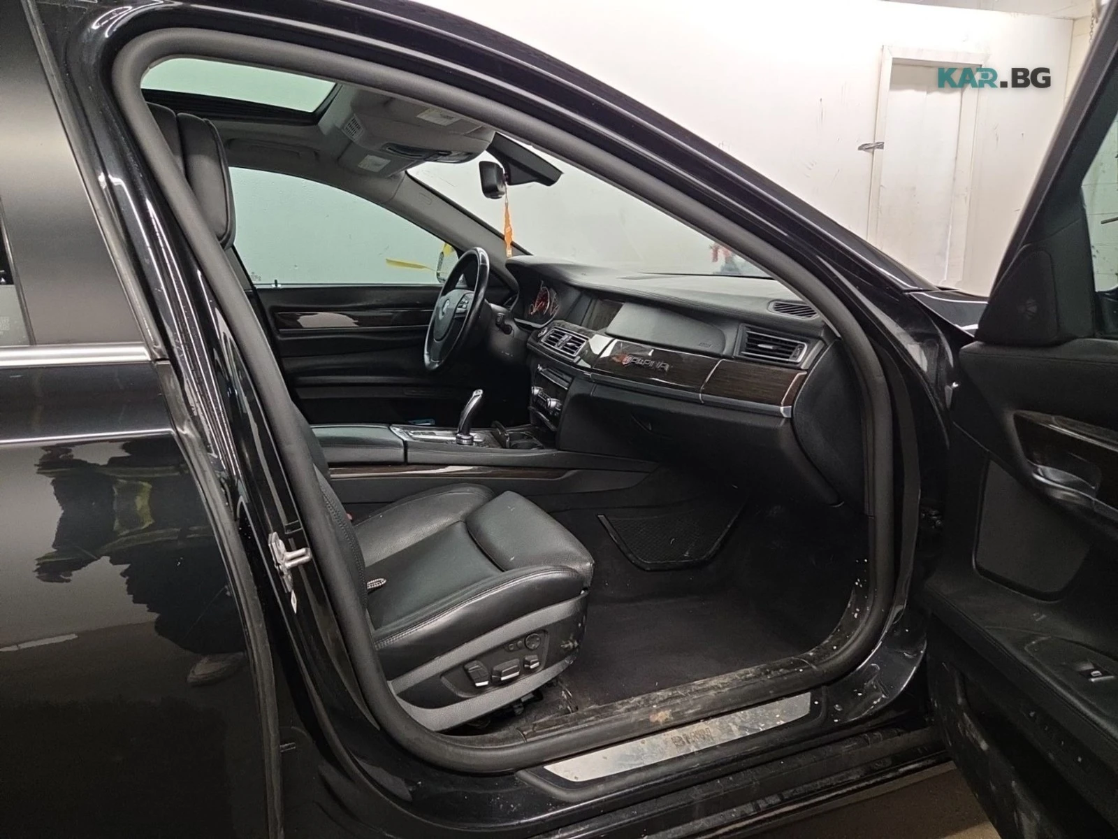 BMW 750 * AвтоКредит * (ЦЕНА ДО БГ), снимка 15 - Автомобили и джипове - 54825959