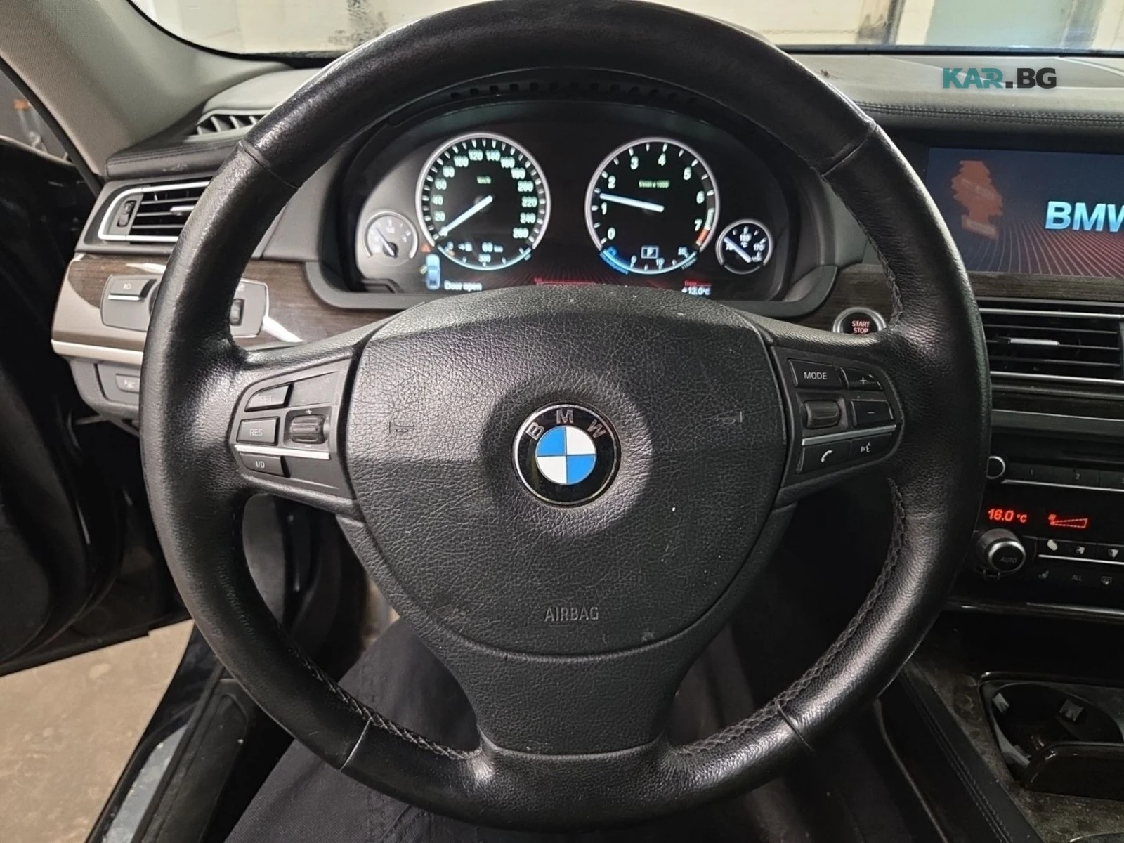 BMW 750 * AвтоКредит * (ЦЕНА ДО БГ), снимка 13 - Автомобили и джипове - 54825959