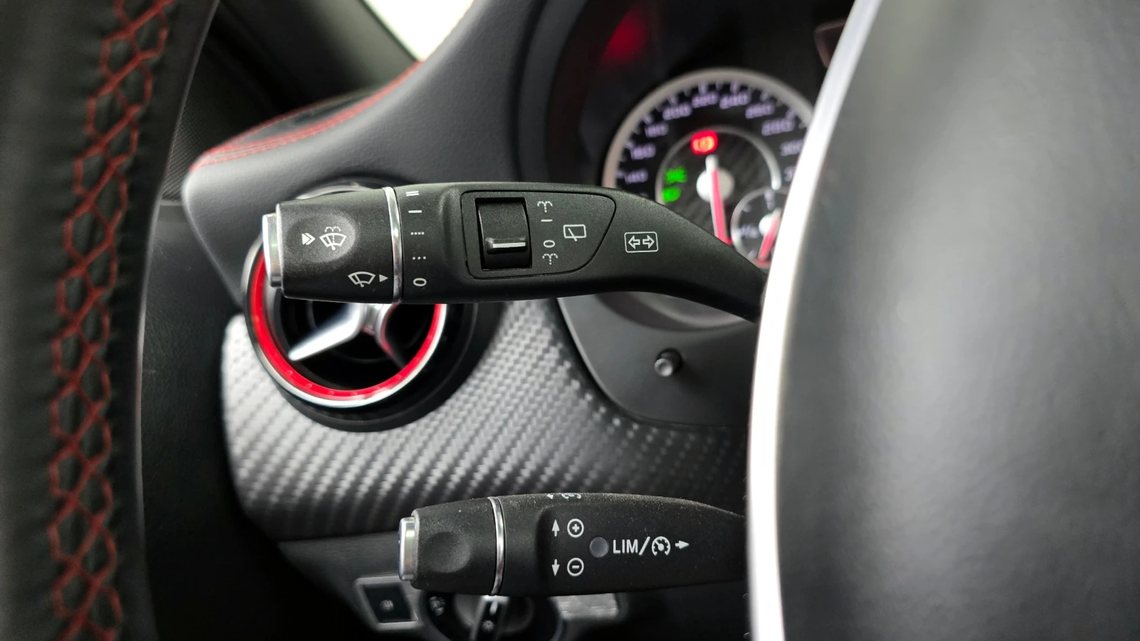 Mercedes-Benz A45 AMG ОБСЛУЖЕНА* ANDROID AUTO* F1* КРАЙНА ЦЕНА, снимка 12 - Автомобили и джипове - 54863369