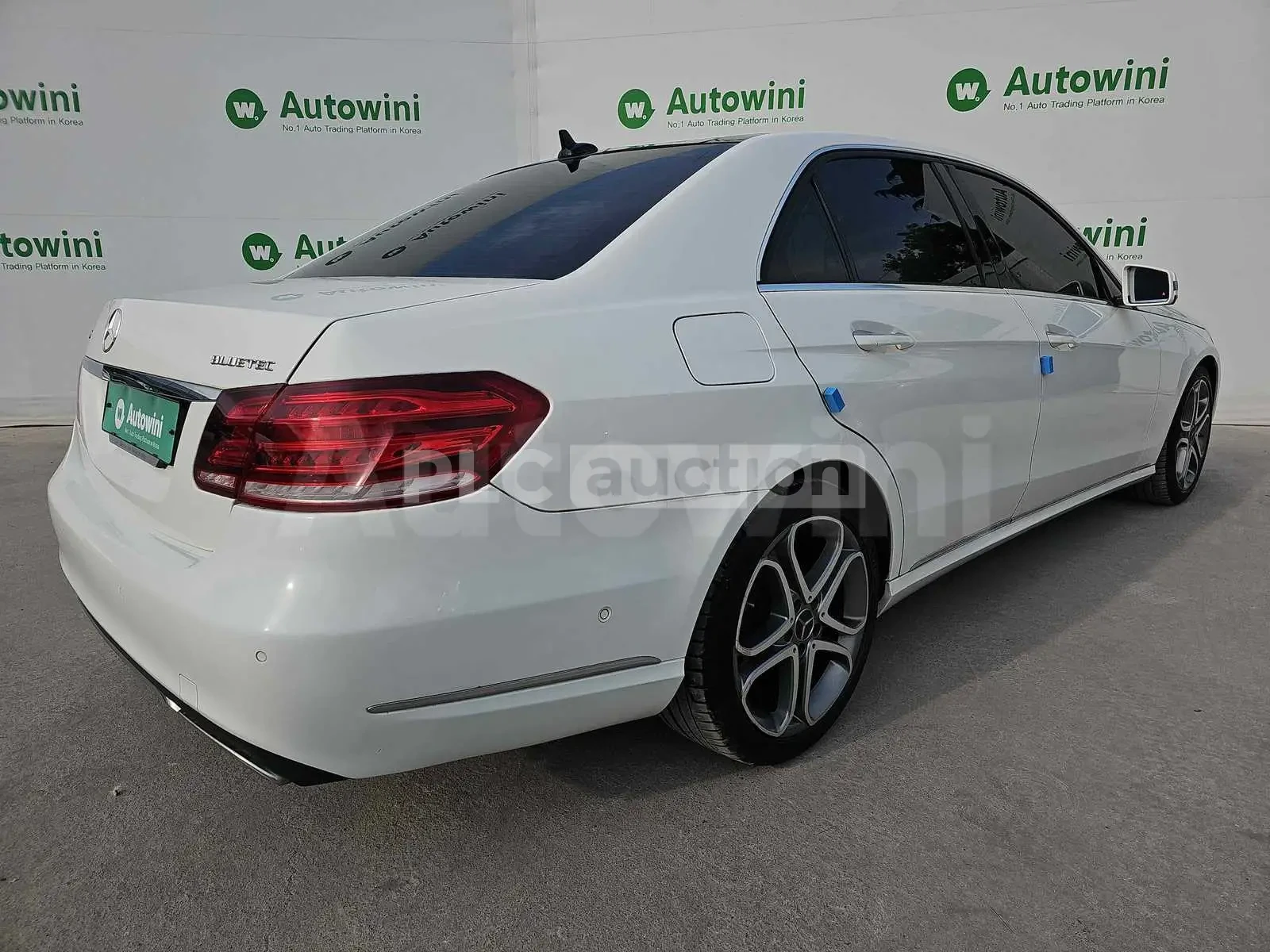 Mercedes-Benz C 250 PANO| ПАМЕТ| LANE ASSIST| ПОДГРЕВИ| , снимка 9 - Автомобили и джипове - 54929414