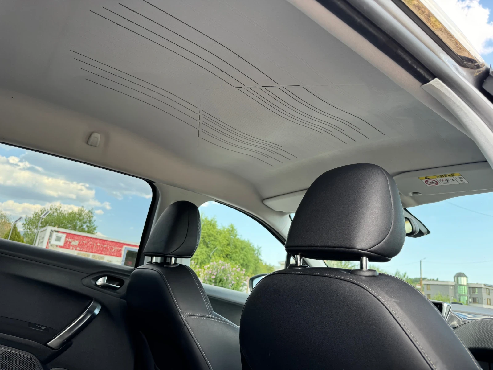 Peugeot 2008 1.6 HDI Alure, снимка 12 - Автомобили и джипове - 55652788