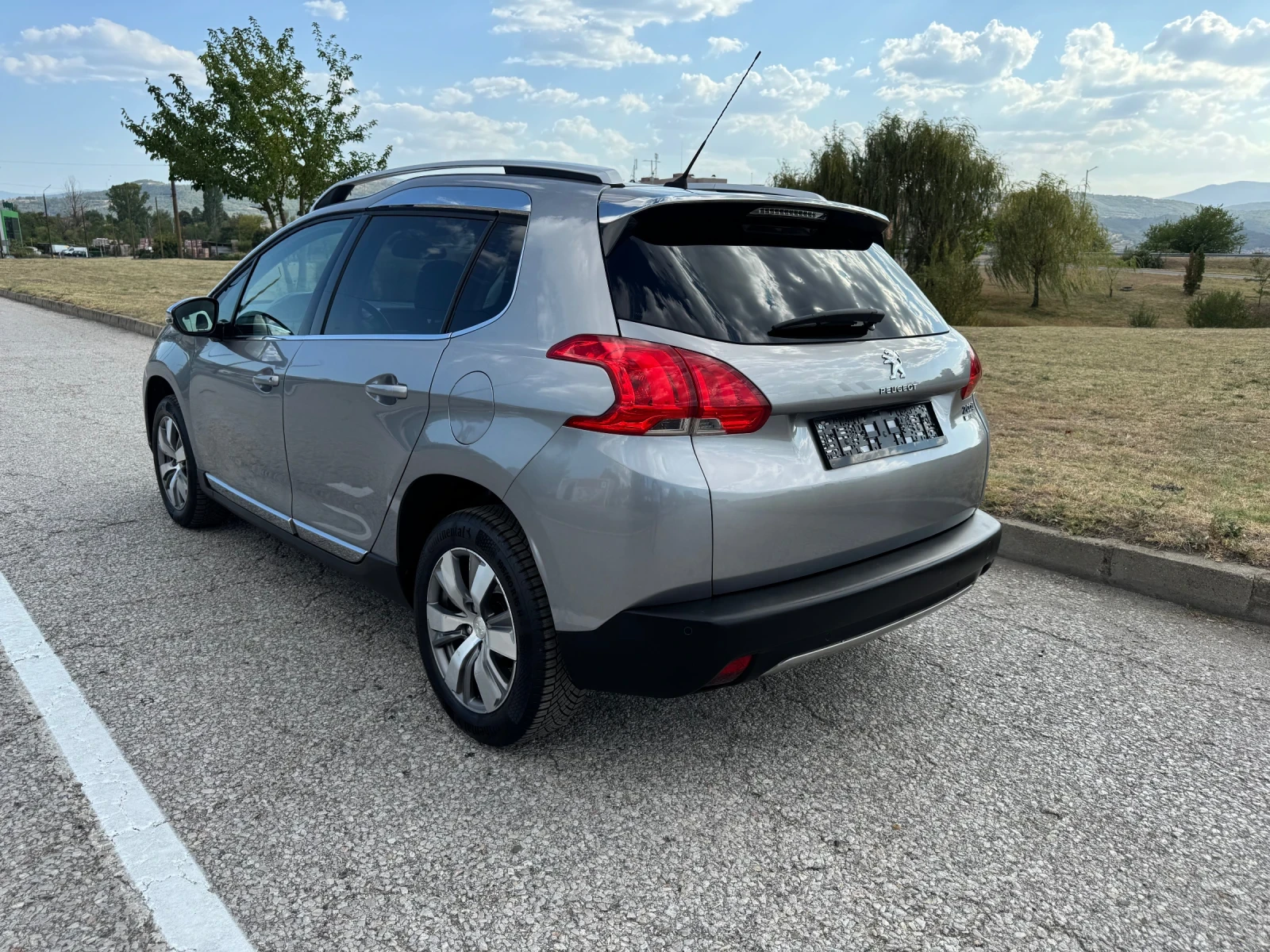 Peugeot 2008 1.6 HDI Alure, снимка 3 - Автомобили и джипове - 55652788