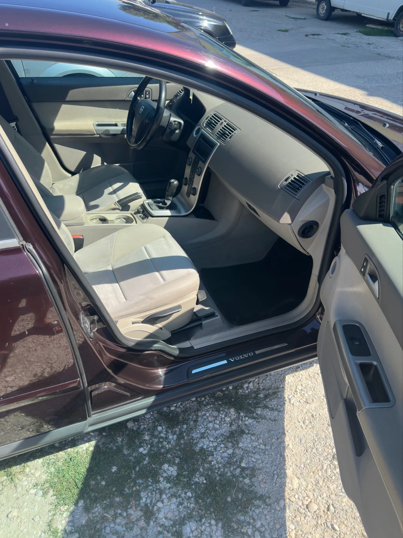 Volvo V50, снимка 4 - Автомобили и джипове - 55657856