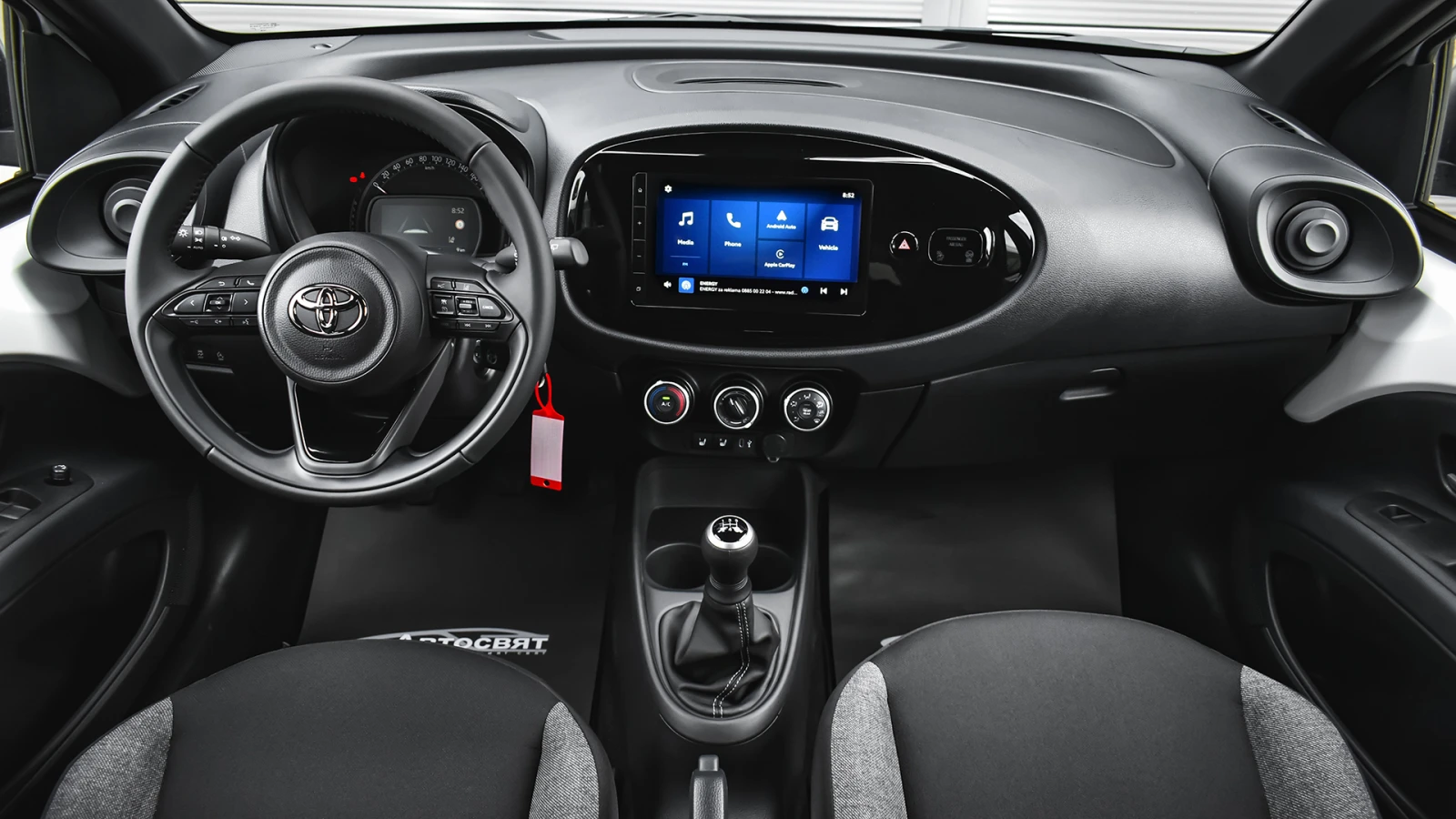 Toyota Aygo X PLAY 1.0 VVT-i, снимка 8 - Автомобили и джипове - 55836743